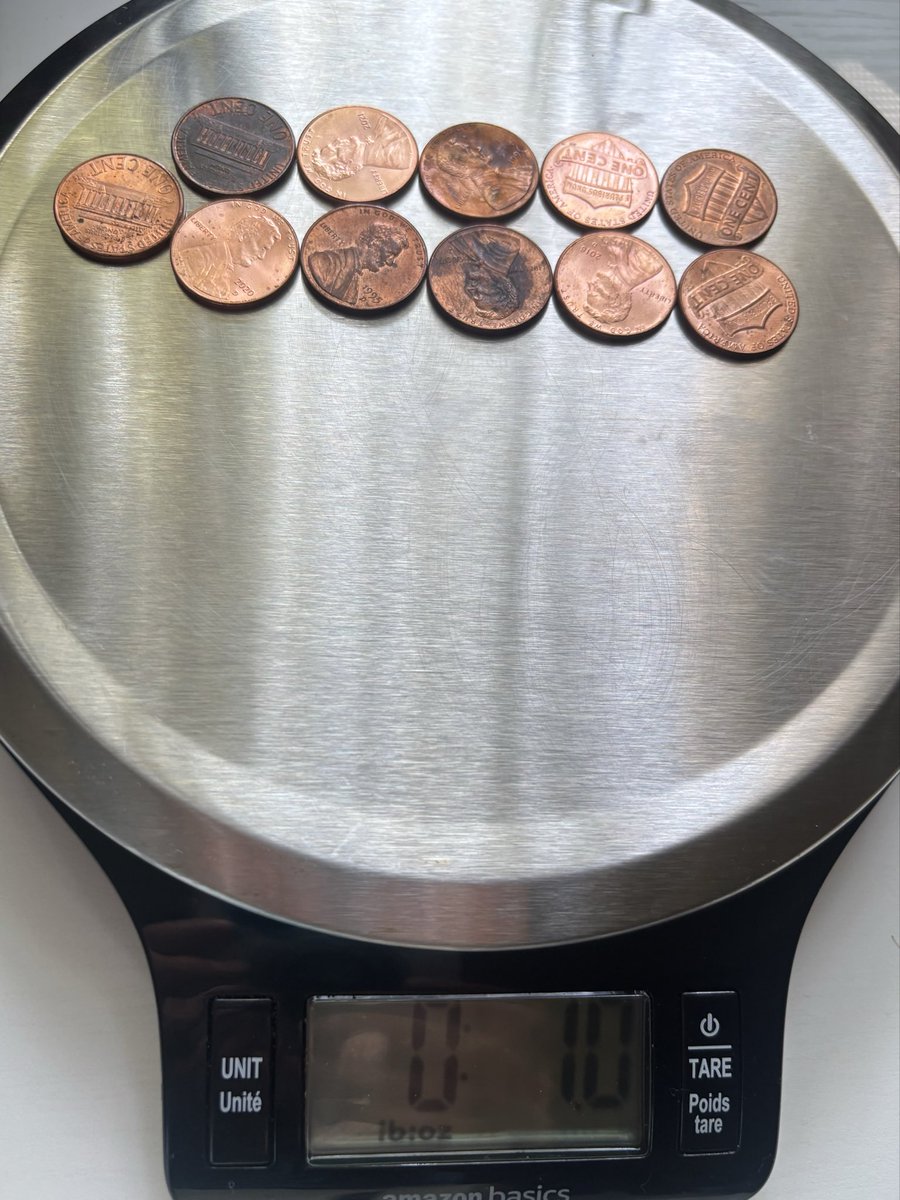 LDB_PROTECT's tweet image. Dongbear weighs 11 pennies