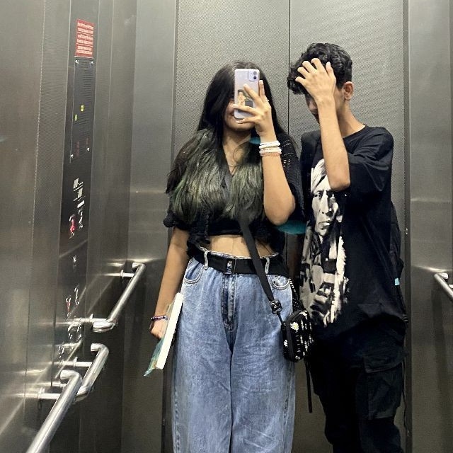 veejuparmar's tweet image. I'm 19 and she is 23 will our society accept
this relationship ?