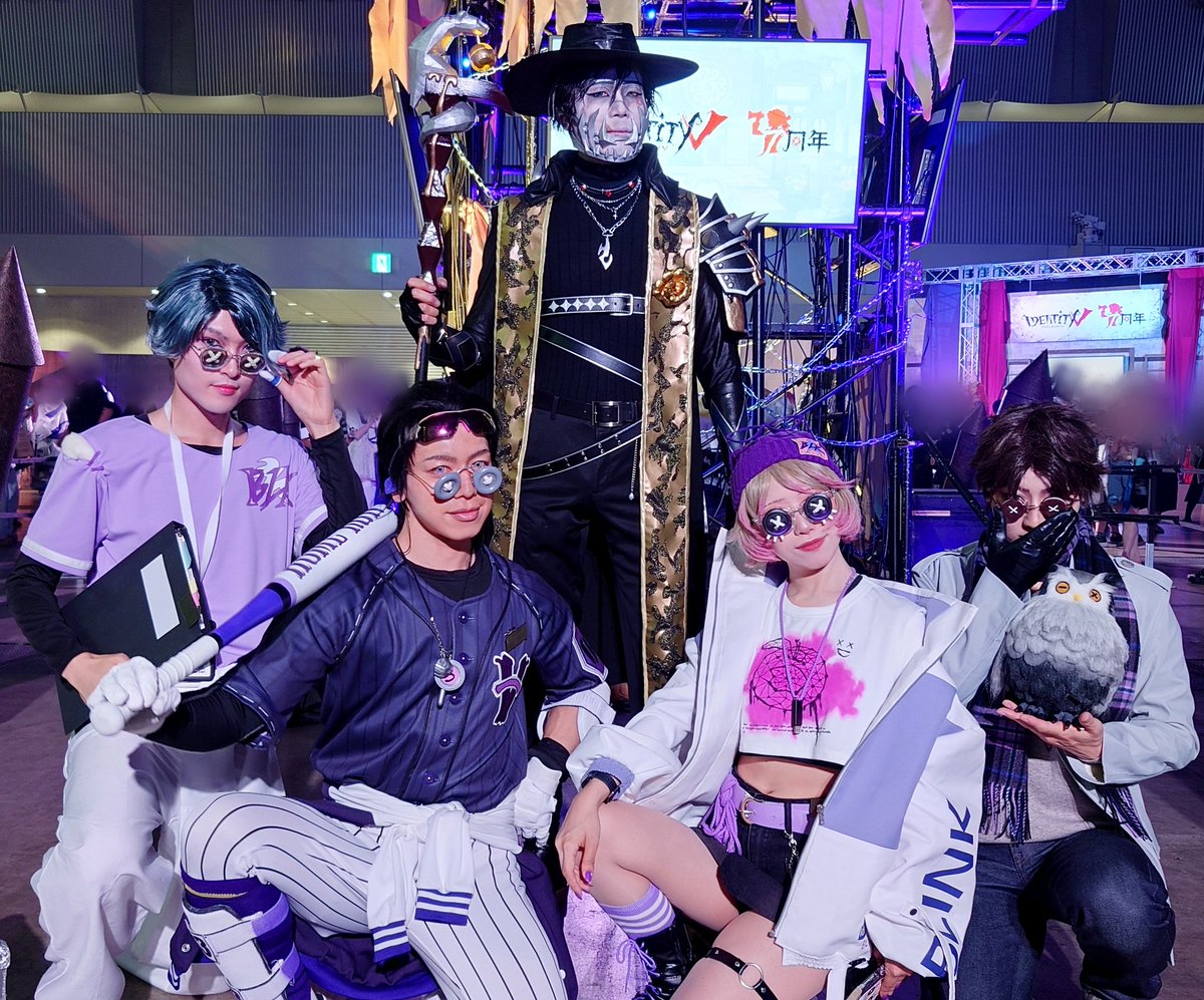 hide_OMEGA's tweet image. #第五人格7周年 
#第五人格DigDigSeven #コスプレ
公式で頑張ってた相互さん達と📸
雑貨商:きょへ @cos_khy
ボンボン:晴原ハルカ @haruharuharu003
機械技師:オバケのQ @oba_9chan
バッツマン:まじめ @majime003
泥棒:ティム @Cosplayism
長時間お疲れ様でした〜(´ー｀)ノ