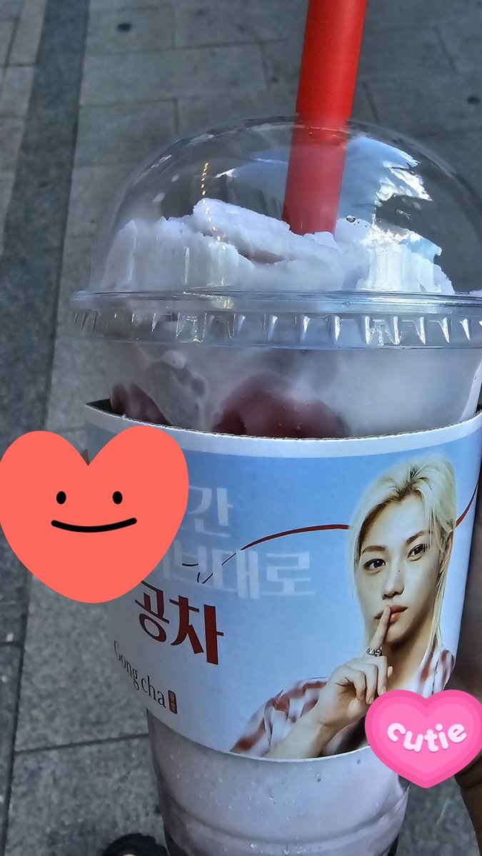 jk_minyu00's tweet image. 韓国ゴンチャのフィリックスのやつめちゃくちゃ美味しかったキオスクもフィリックスがナーイス言ってくれるし最高