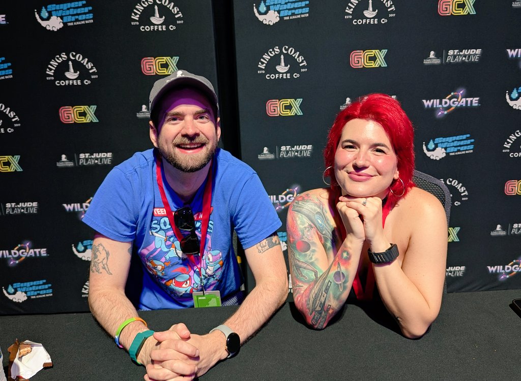 Lobosjrgaming's tweet image. We're here for a while at the GCX Meet & Greet area! Come say hi 👋 bloody will be in and out for a cosplay panel, but I'll be here until 1pm ET!