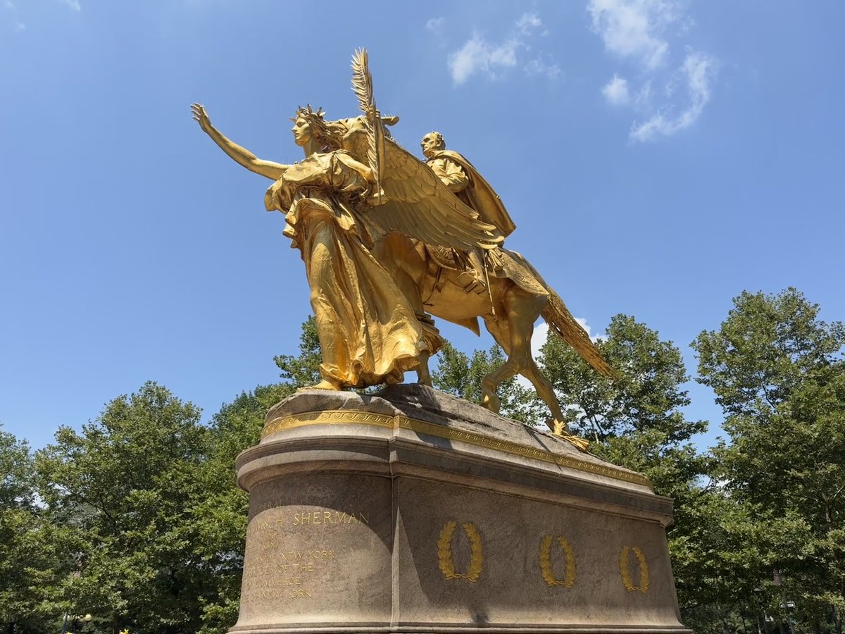 SandraNavidi's tweet image. Good #Saturday & #HappyWeekend! #Samstag #SchönenSamstag #Wochenende #Manhattan
Mehr zur wirtschaftlichen, politischen und gesellschaftlichen Zukunft der USA erfahren Sie in meinem Buch “Die DNA der USA: Wie tickt Amerika?,” das eine Nominierung für den Deutschen…