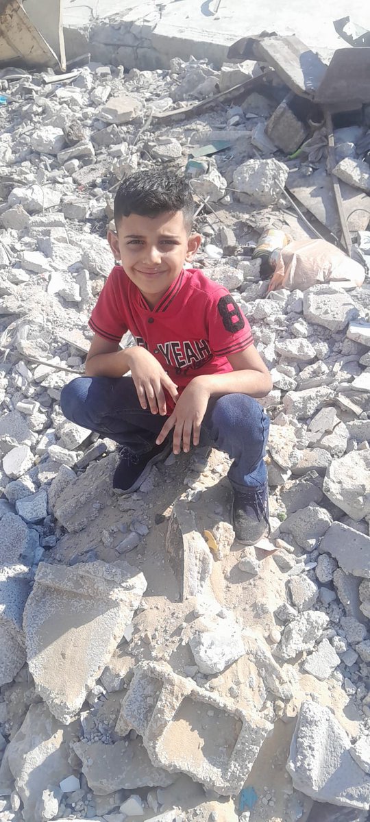 KhlwdA45752's tweet image. Alaa doesnt deserve to live like this !! I have to post pictures of my kids to appeal to you, but I can't let them starve.
Please RT and comment for visibility 🙏🙏
gofund.me/ddb07842