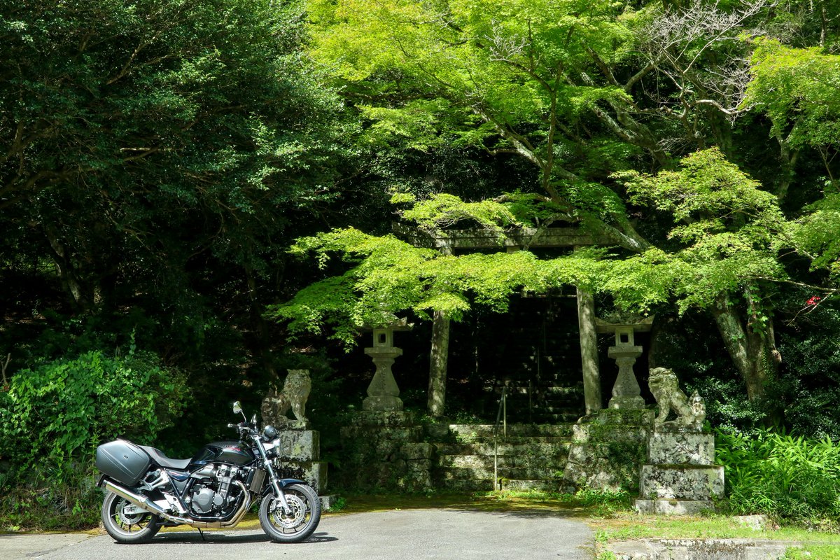 asuparider's tweet image. 色々ありましたが無事に帰宅できました。
ツーリング中のレッカー初めてなんですよね。
良い経験でしたけど、これっきりにしたい。
CB1300のラジエーター問題…リコールでは？