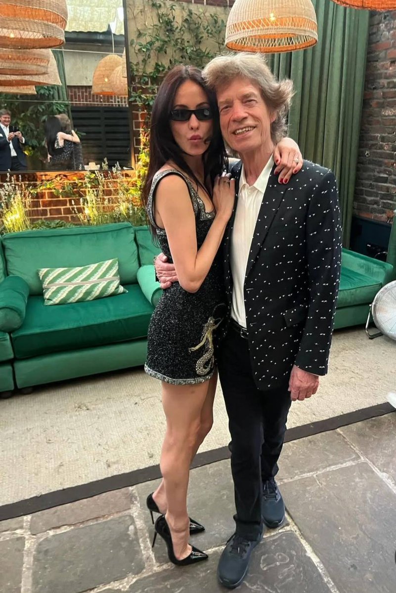 MFRemillard's tweet image. Melanie Hamrick and Mick Jagger
London
July 25, 2025
#MickJagger #Party #Birthday