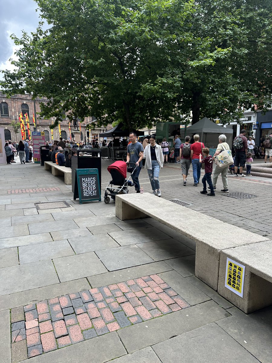 RealMancsy's tweet image. More locations over on Instagram and Facebook… here’s a few more. Look out for my free bee screenprints.
