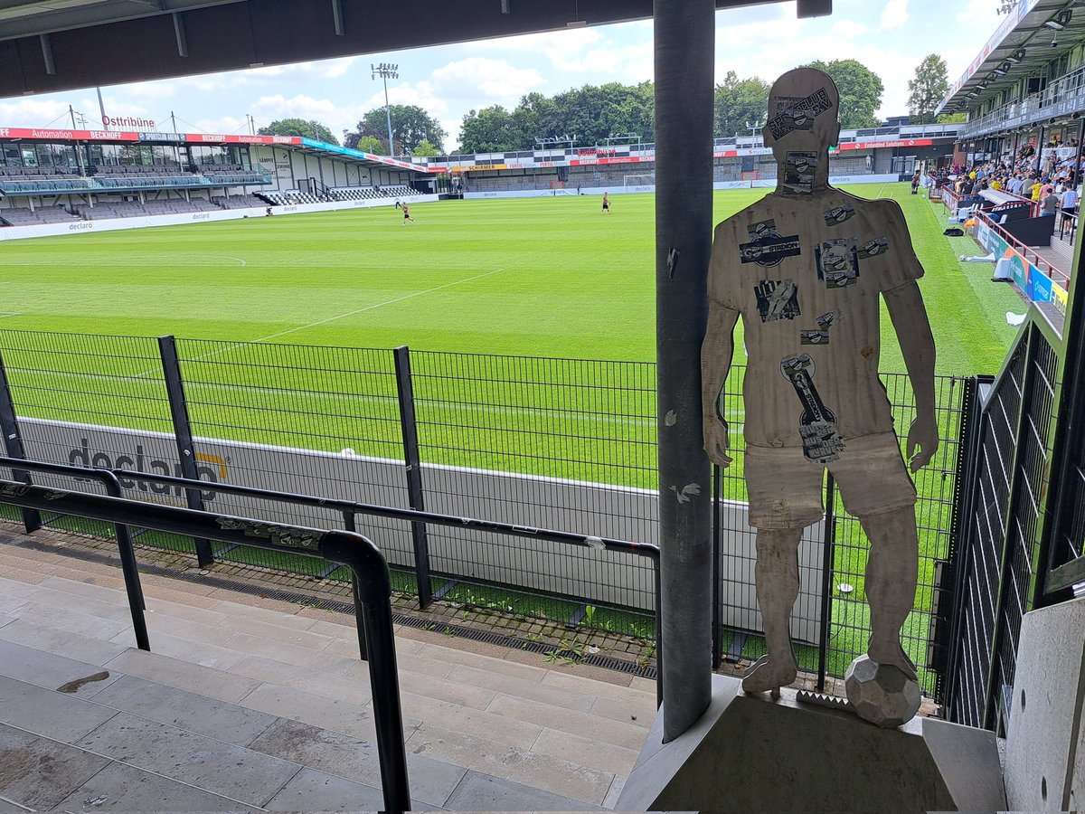 SjoerdVVV's tweet image. Auswärts ist immer schön. #vervvv #scverl #vvv #vvvvenlo