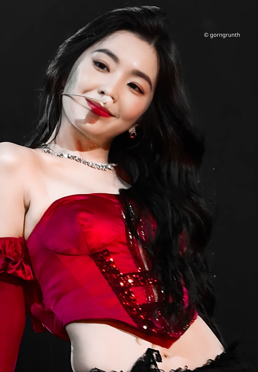 gorngrunth's tweet image. 250719 อยากดูคอนอีกแล้ว 🥺

#IRENE #아이린 #RedVelvet_IRENE_SEULGI_BALANCE_BKK