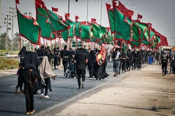sayeban110's tweet image. #حب_الحسین_یجمعنا
#امت_حسینی
「یا قُـرة عَین من لاذَ بک و انقطعَ إلیکَ..」
پاداش دل بریـدن از همه، آغوش توست:)