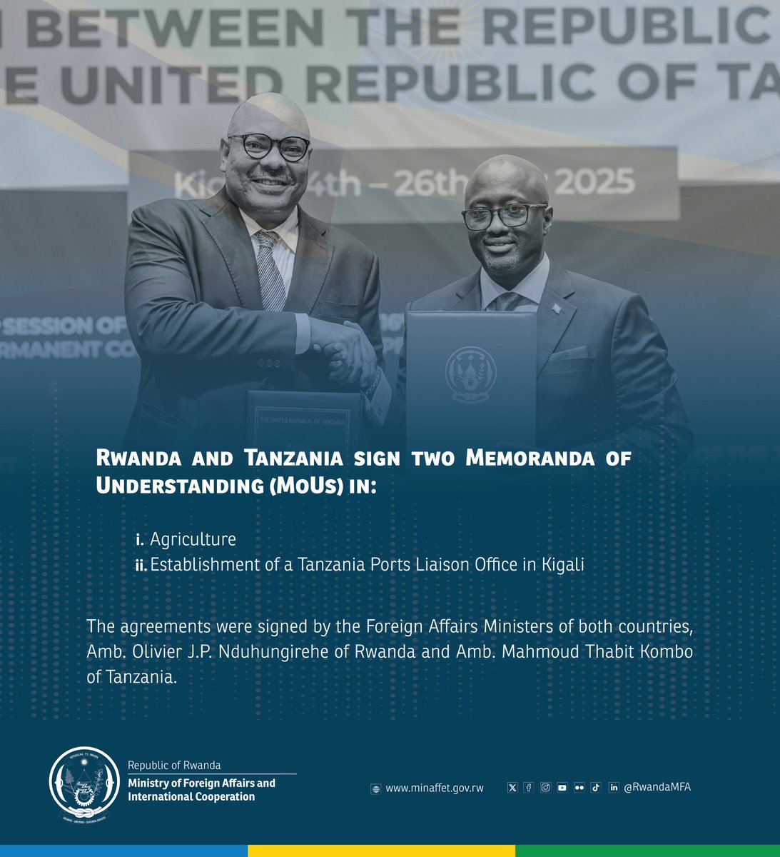 RwandaMFA's tweet image. Rwanda and Tanzania sign two Memoranda of Understanding (MoUs) in:
🔽Agriculture
🔽Establishment of a Tanzania Ports Liaison Office in Kigali