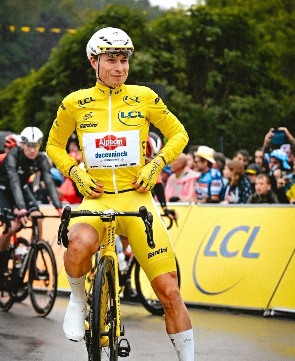 LeCyclismebelge's tweet image. QUEL TOUR POUR ALPECIN !! 🤯😍
Malgré l'abandon de Philipsen 🇧🇪 et Van Der Poel 🇳🇱, le bilan est plus que positif !! ✨️
🏆 3 victoires
💛 Maillot jaune porté
💚 Maillot vert porté
💪 2 prix du combatif
#TDF2025