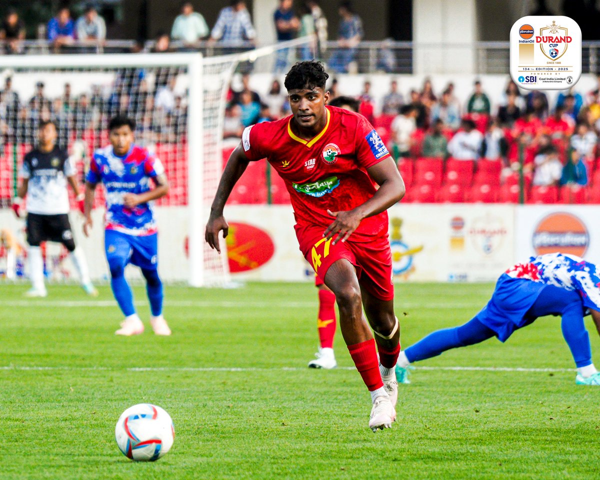 thedurandcup's tweet image. Moment Full Time action between SLFC and MAFFT.
#SLFCMAFFT #134thEditionofIndianOilDurandCup #PoweredBySBIandCoalIndia #DurandCup2025 #ManyChampionsOneLegacy #IndianFootball