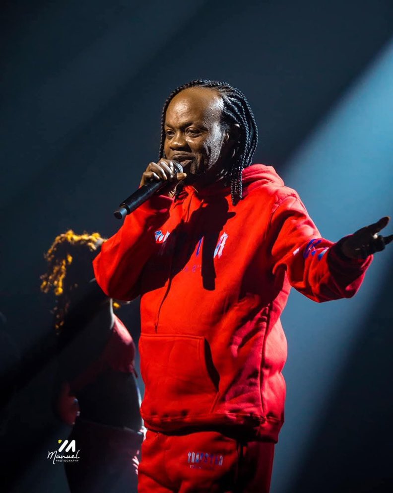 Mrrforeigner's tweet image. A biography of the legendary Daddy Lumba
๐ฌ๐ญ๐๐๐๏ธ RIP ๐ชฆ
A THREAD ๐งต >>>