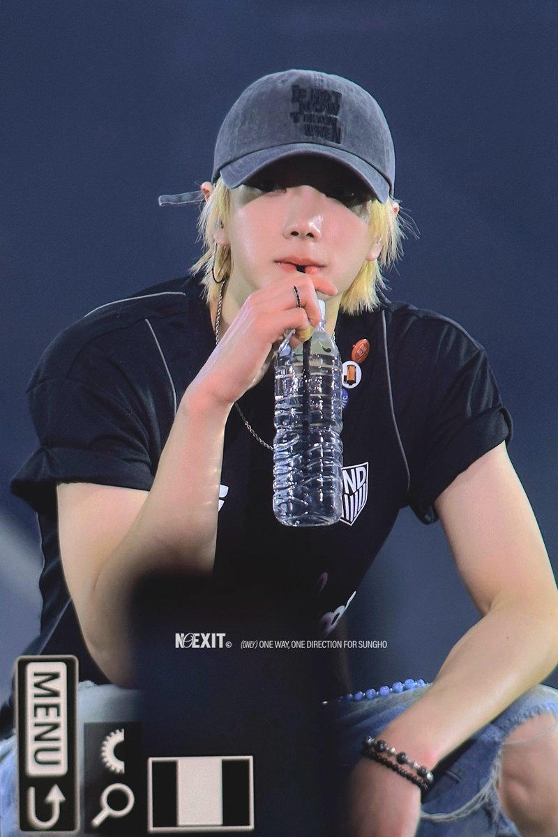 noexit_sungho's tweet image. 250726
#μ±νΈ #SUNGHO #γ½γ³γ
#보μ΄λ₯μ€νΈλμ΄ #BOYNEXTDOOR