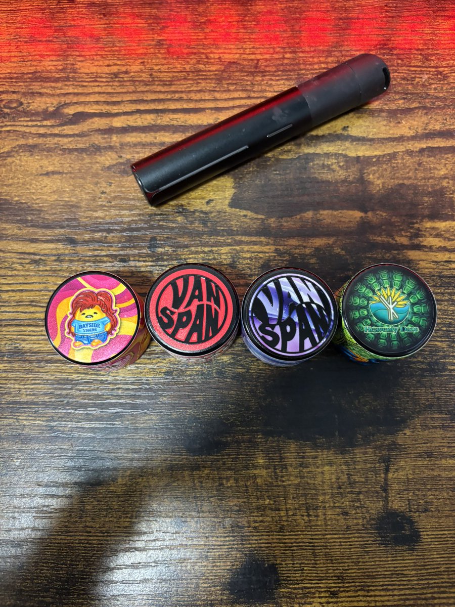 Weekend line up. Hope you guys are smoking good today!