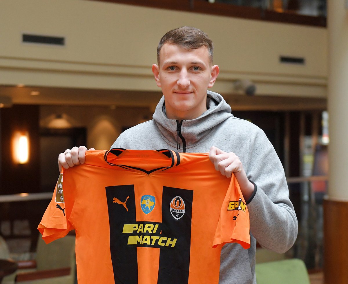 FabrizioRomano's tweet photo. 🚨🔴⚪️ Understand Sunderland asked for deal conditions for Shakhtar Donetsk GK Dmytro Riznyk.

No proposals or concrete bid so far. https://t.co/eYz74eBgnd