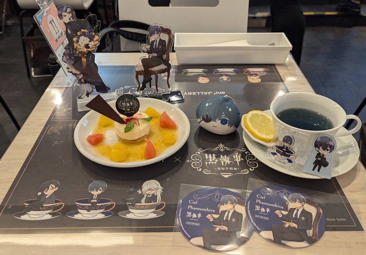 _cantarella666's tweet image. Some Kuro collabo cafe throwback last year cuz I miss it 🥹
- Midnight Invitation Cafe
- Animate Cafe
- and GALLERY Cafe
- 22 Curry
(Still waiting for an EWA collab cafe 🥹🙏)