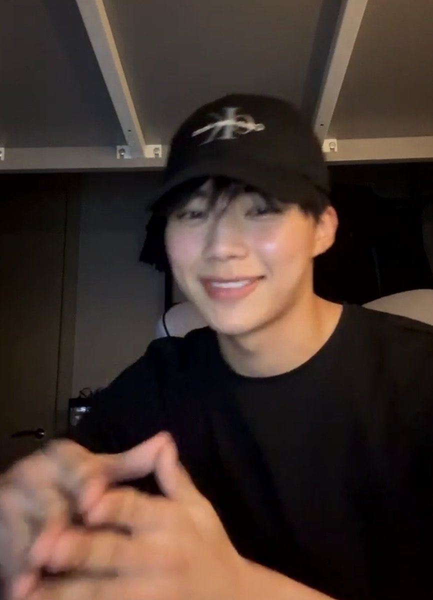 miracle_w05's tweet image. 부힛ㅎ부힛