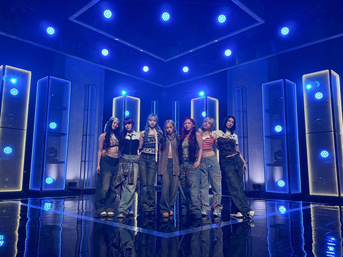 HANA__BRAVE's tweet image. 2025.07.26
NHK「Venue101」
#Venue101 @nhk_venue101
‘Blue Jeans’ Music Video🩵💙
m.youtube.com/watch?v=r_AOa3…
#HANA
#BlueJeans