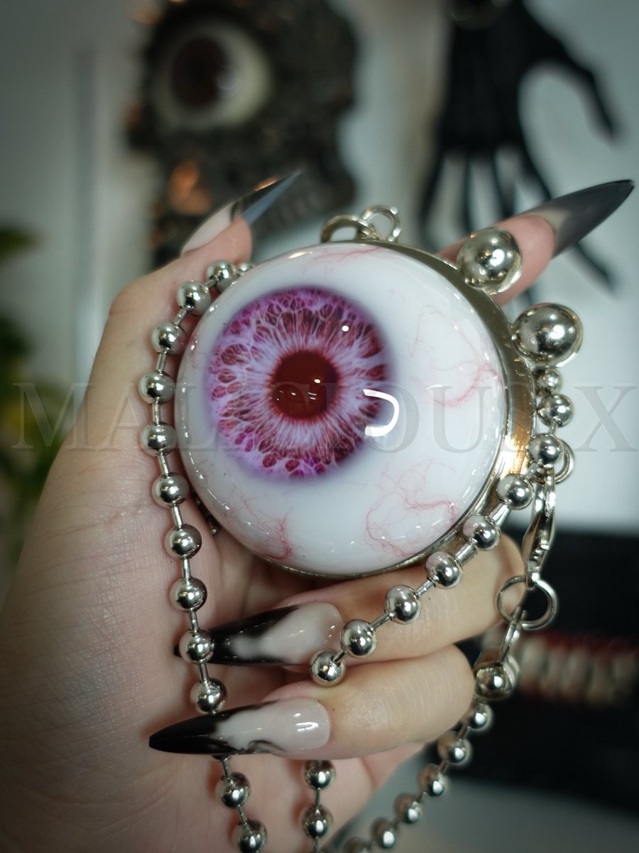 MALICIOUS_Xx's tweet image. Eyeball Locket pendant👁️💕