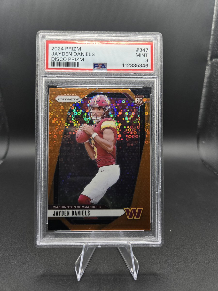 ChrisMacCards's tweet image. 🔥💥 GIVEAWAY 💥🔥
Rules: Like/Follow/Retweet this post
Winner will be announced August 9th
This post must get at least 100 likes/Retweets
Additional ways to enter: For every $10 you spend with me you get an additional entry
