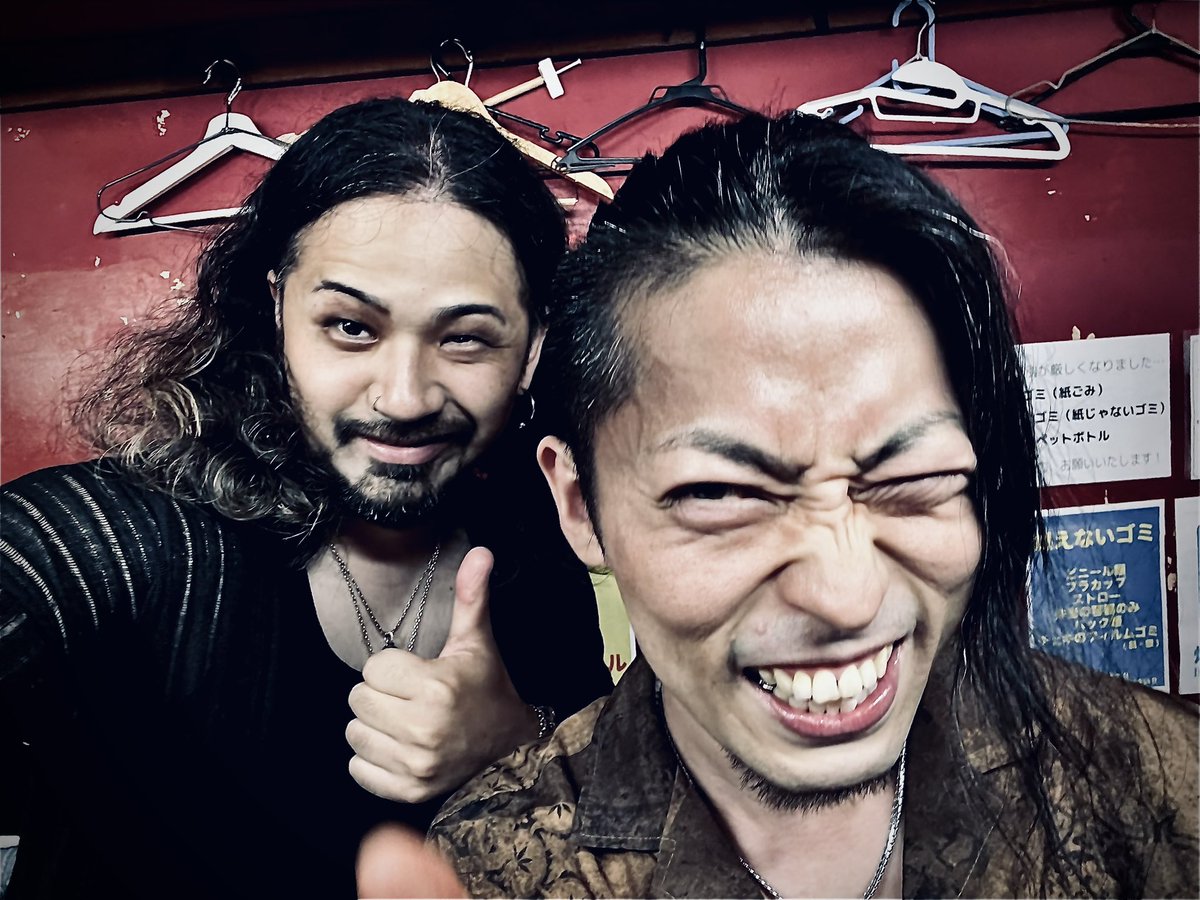 昨日はTwilight NEOでライブでした！
あざーしたッ！！
サポートギターはYudaiでした！

そして主催のPhat Nu Steez、10年振りのライブお疲れ様でした！
バンドに対する熱い想いを感じました🤘✨
