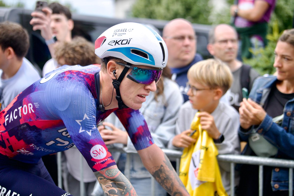 IsraelPremTech's tweet image. He left it all out there on the road today 💪
@tjakestewart finishes sixth in Pontarlier after being part of the breakaway on another dramatic day of racing at @LeTour.
🇫🇷 #TDF2025 #YallaIPT #FactorRacing
