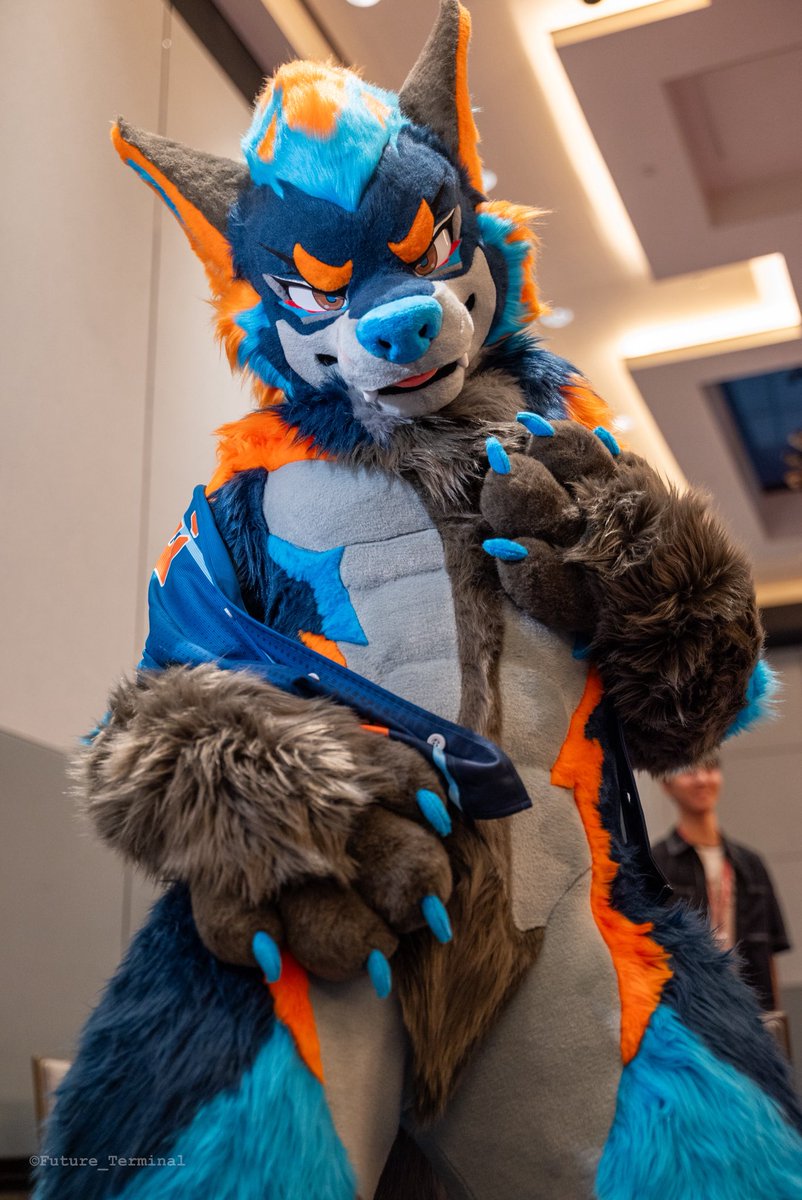Future_Terminal's tweet image. Seduction 

🐺：@DuskonZeon