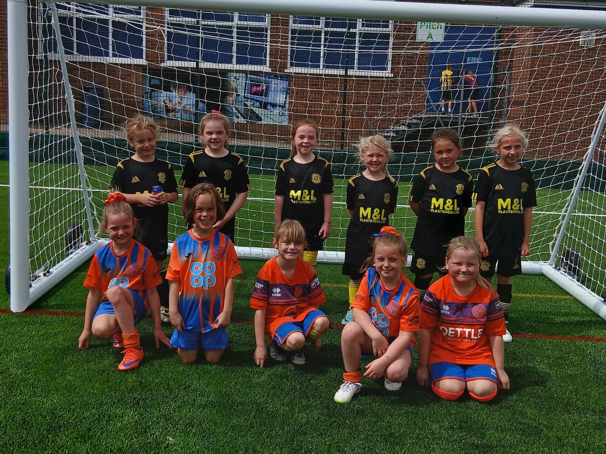 aylsham_fc's tweet image. Our new U8 Allstars had a fantastic friendly match at Cromer this morning. It was a thrilling game with lots of excellent play, for their 2nd ever match. 💙🧡
Excellent work everyone 😀