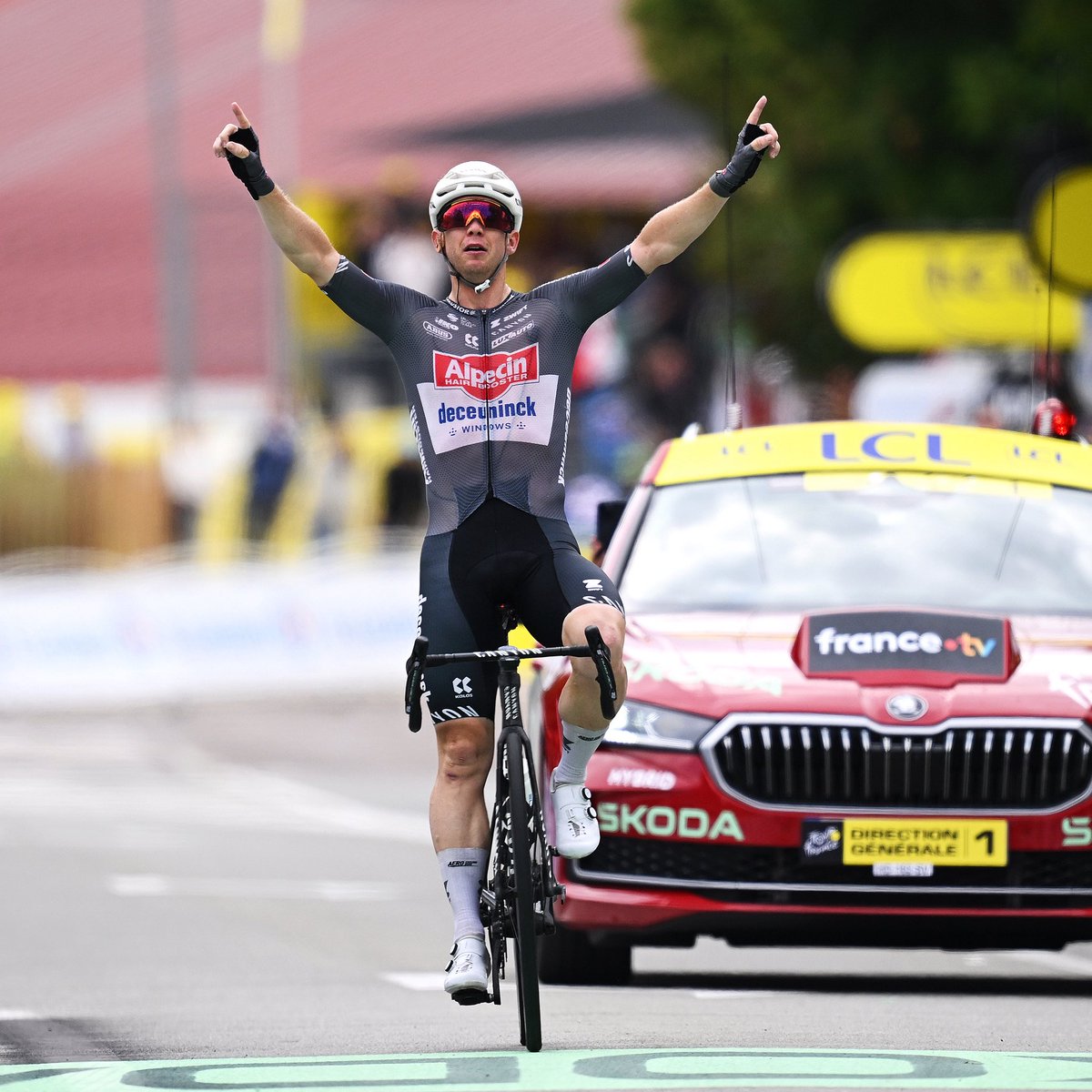 cyclist's tweet image. In a way it was a sprinter’s stage; it was Kaden Groves’s stage.
A perfect performance in the breakaway provided the Australian with far more time to celebrate than he’s used to. 🎩
📸 Dario Belingheri/Getty Images