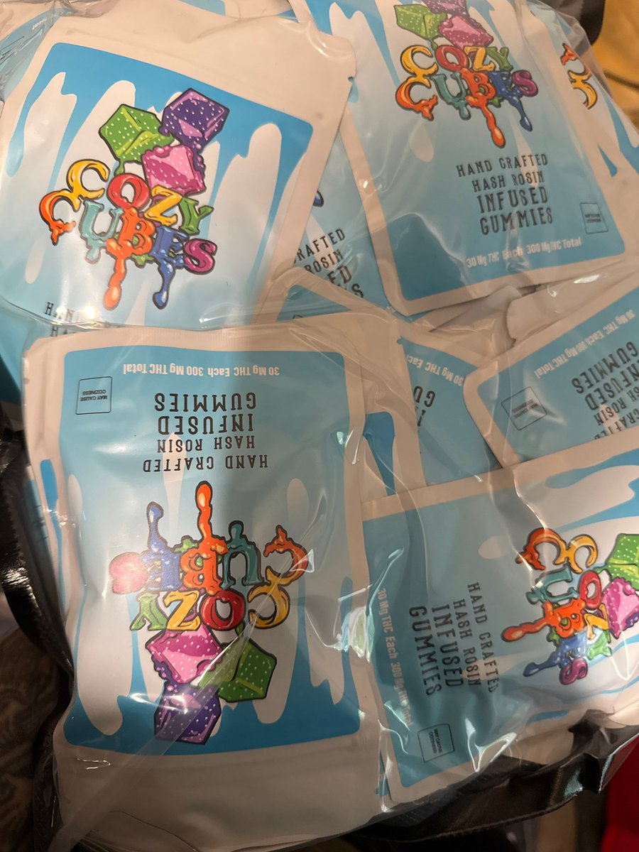 MrElectricCamel's tweet image. Once they&apos;re in, they are already out! @Cozy__Cubes Florida drops flyyyyin. 365flavors were crazy!