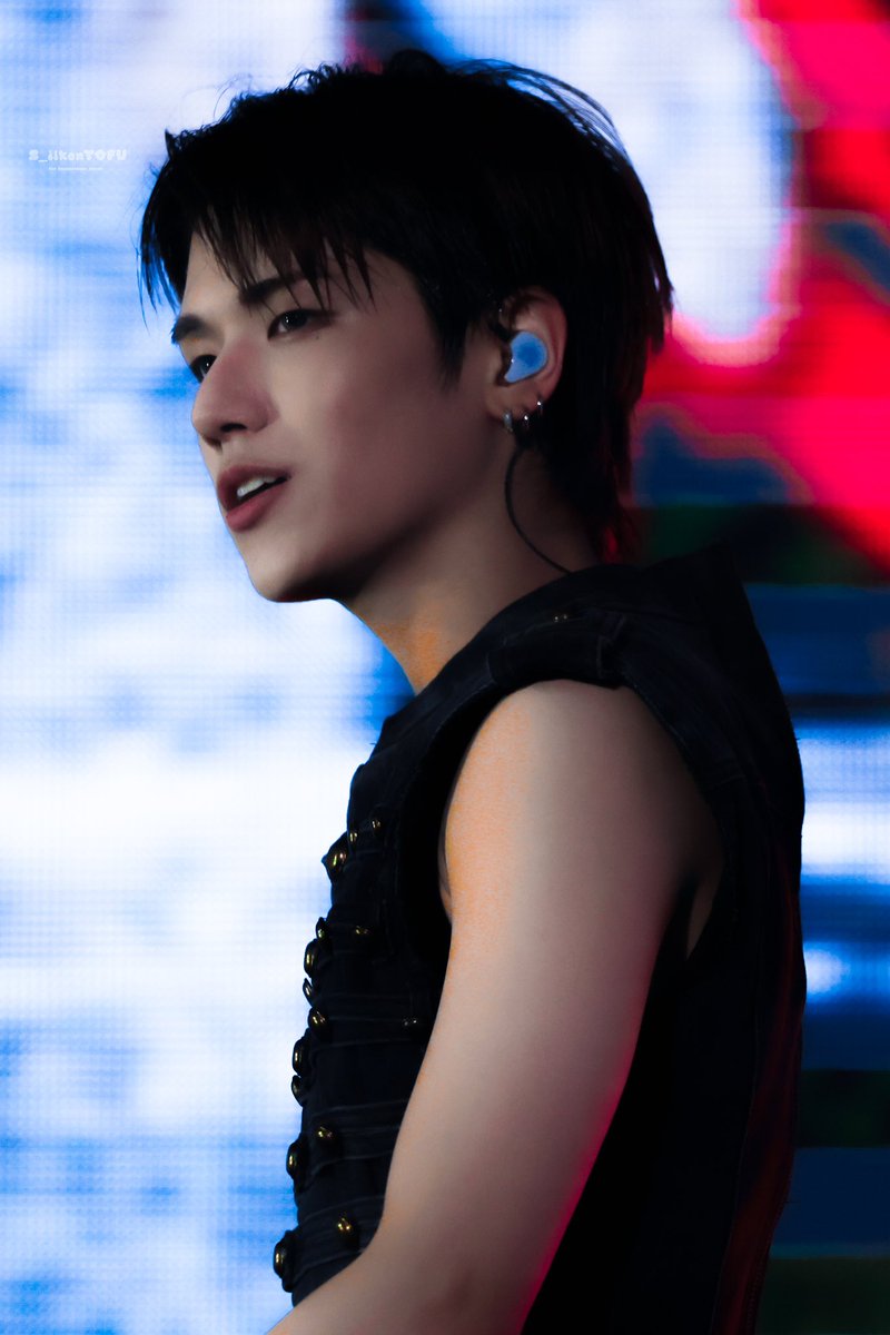 250725 Day1

#RIWOO #리우 
#BOYNEXTDOOR #보이넥스트도어