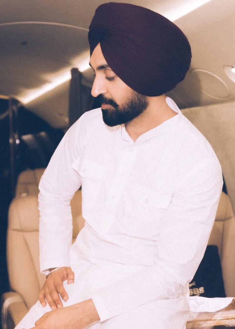 RiverPhiNicks13's tweet image. Kaisey khatarnaak Bawaal hain
Jo bhi hain Ladkey Kamaal hain
#WahajAli #DiljitDosanjh #DilHaj