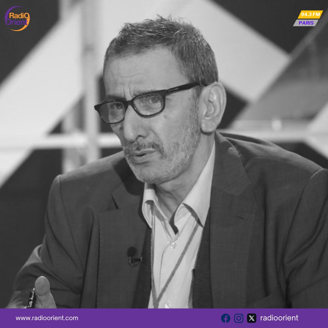 radioorient's tweet image. من التجريب إلى الثورة الفنية…
#زياد_الرحباني لم يكن فقط امتدادًا لمدرسة فنية عظيمة، بل مبتكرًا لمدرسة جديدة تمامًا: الجاز اللبناني.
من #البيانو الذي تحوّل إلى آلة شرقية، إلى الربع تون المتحرّك، مرورًا بالمقامات التي تنزلق برشاقة بين الشرق والغرب…
اقرأ في هذا المقال كيف غيّر…