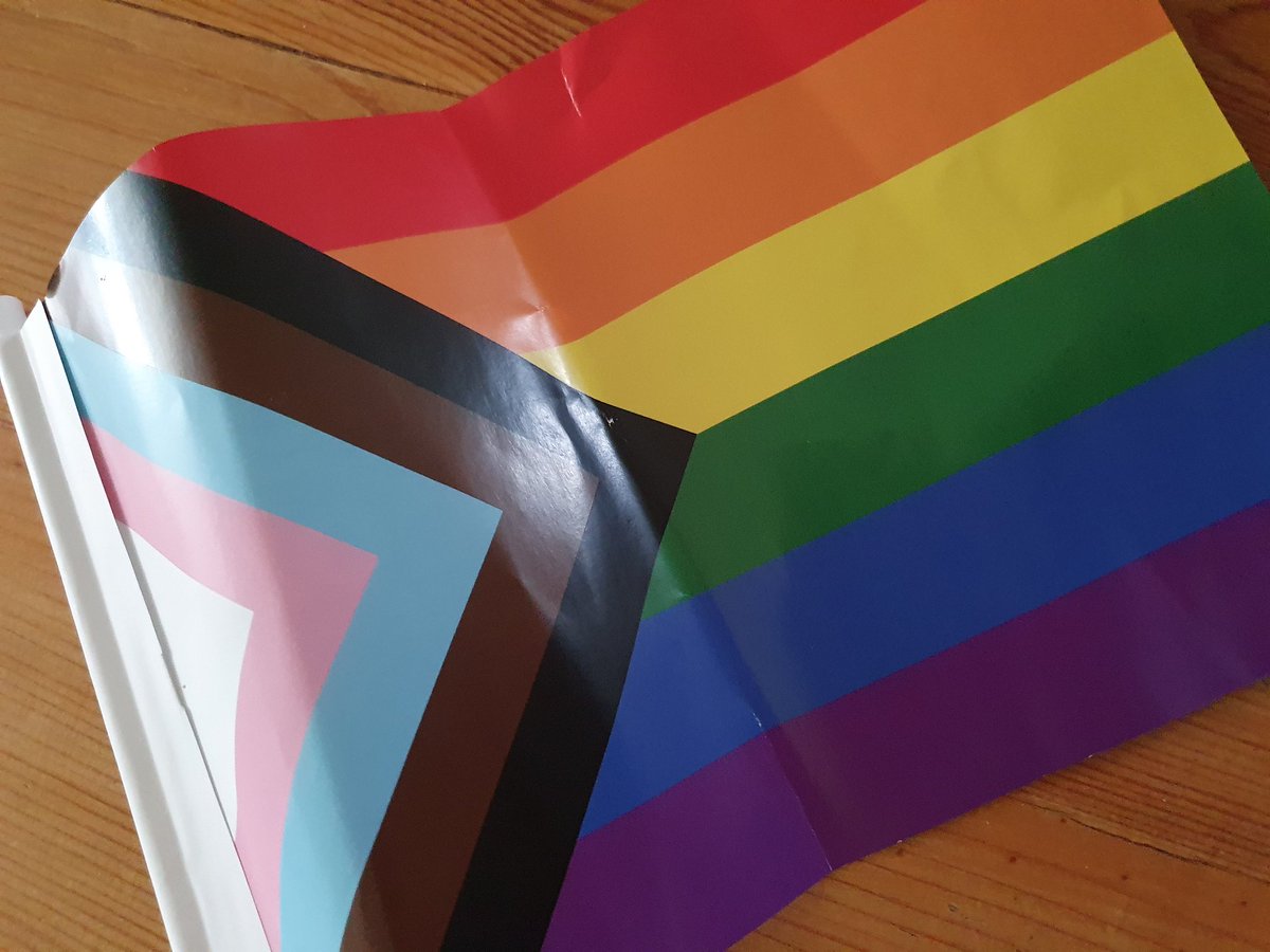 OsborneTweets's tweet image. Delighted to be down at #belfastpride today with @NIPolicingBoard - huge nunbers and what a positive experience. It&apos;s events like these that make you realise how far we have come.
