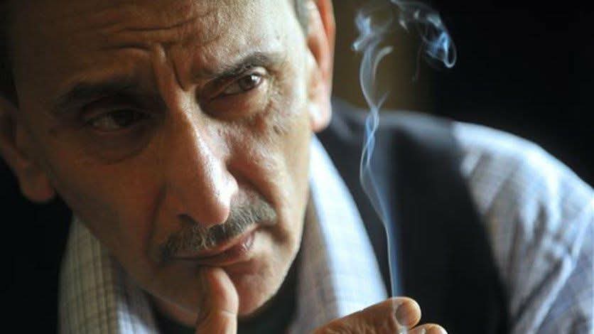 إدارة مستشفى فؤاد خوري تعلن أن سبب وفاة الفنان اللبناني زياد الرحباني، يعود لتوقف قلبه عن الخفقان.
المستشفى أكدت في بيان، أنّه تم إبلاغ العائلة فور تأكيد الوفاة عند الساعة التاسعة من صباح اليوم
#زياد_الرحباني