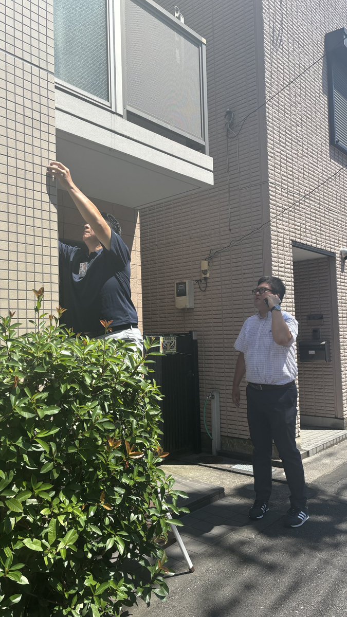 kuro1_jp's tweet image. 今日も暑かったですね。参院選が終わり初の週末は地域まわりとポスターメンテナンスや納涼会まわり。今週末も盆踊り大会が選挙区内各地で開催されています。明日も各地にお伺いする予定です。
lin.ee/iqic8CLS
#東京27区 #自民党 #中野区 #杉並区 #黒崎祐一