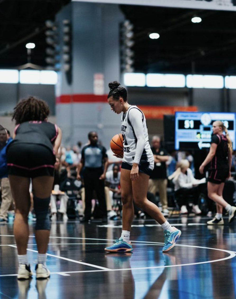 Tennessee Flight EYBL (@tnflighteybl) on Twitter photo 📸 Nike Nationals
Silver/Auburn (AL) 2026 Guard <a href="/Braywin20/">Braylee Winfrey</a>
Offers include:
UAB
North Alabama
MTSU
Mercer
UT-Martin
Ouachita Baptist university
Stephen F. Austin
Illinois-Chicago 📸 Nike Nationals
Silver/Auburn (AL) 2026 Guard <a href="/Braywin20/">Braylee Winfrey</a>
Offers include:
UAB
North Alabama
MTSU
Mercer
UT-Martin
Ouachita Baptist university
Stephen F. Austin
Illinois-Chicago