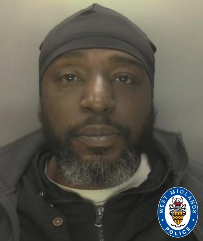 ES_News_'s tweet image. Man Jailed After Cops Find Submachine Gun in Toolbox
Anthony Patterson handed himself in after police found the deadly live weapon and 176 rounds of ammunition at a house in Birmingham.
A man has been jailed for five years after a raid uncovered a live Thompson submachine gun…