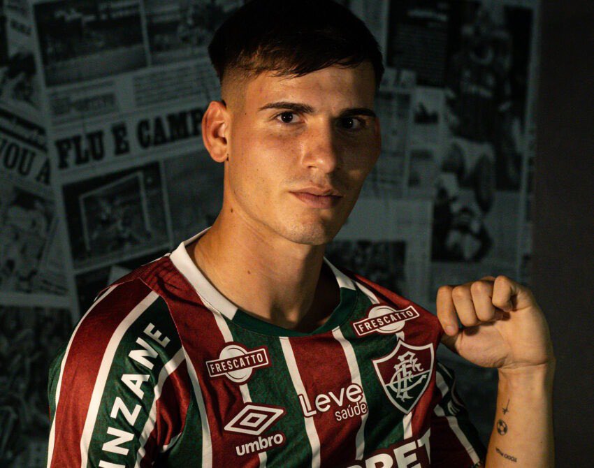 buzzefut's tweet image. O Fluminense definiu as pontas como uma das prioridades dessa janela.

Sabe o mais impressionante ? É que TODA janela são as mesmas prioridades.

Este ano vieram Paulo Baya, Agustín Canobbio, Joaquín Lavega e Yeferson Soteldo.

Nenhum se tornou minimamente confiável.