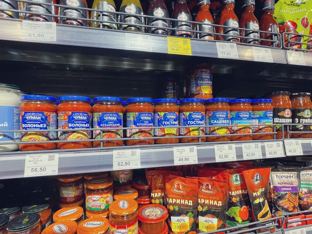 Sayaka399's tweet image. ЧУМАК🇺🇦はメジャーな食品メーカーである。種類はいろいろ。