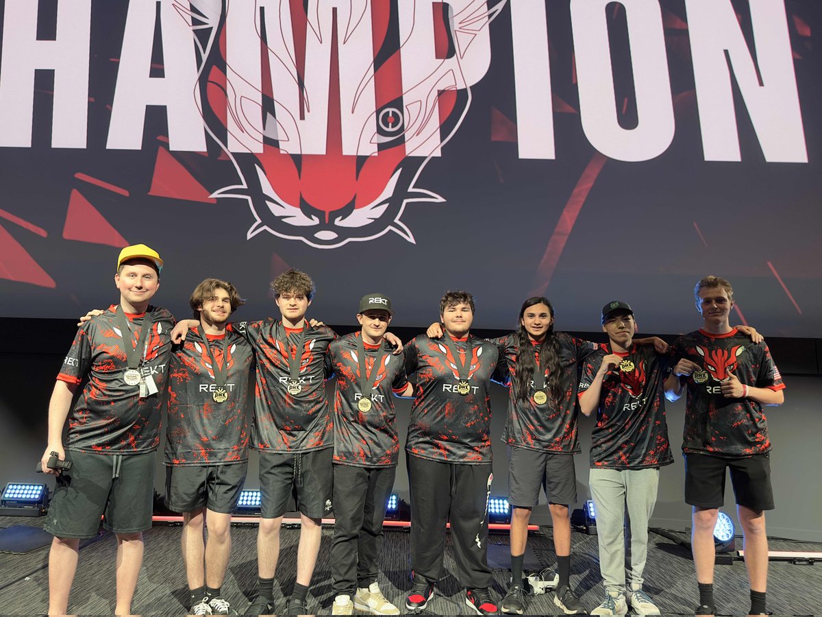 YellowHat 🌈 tweet media