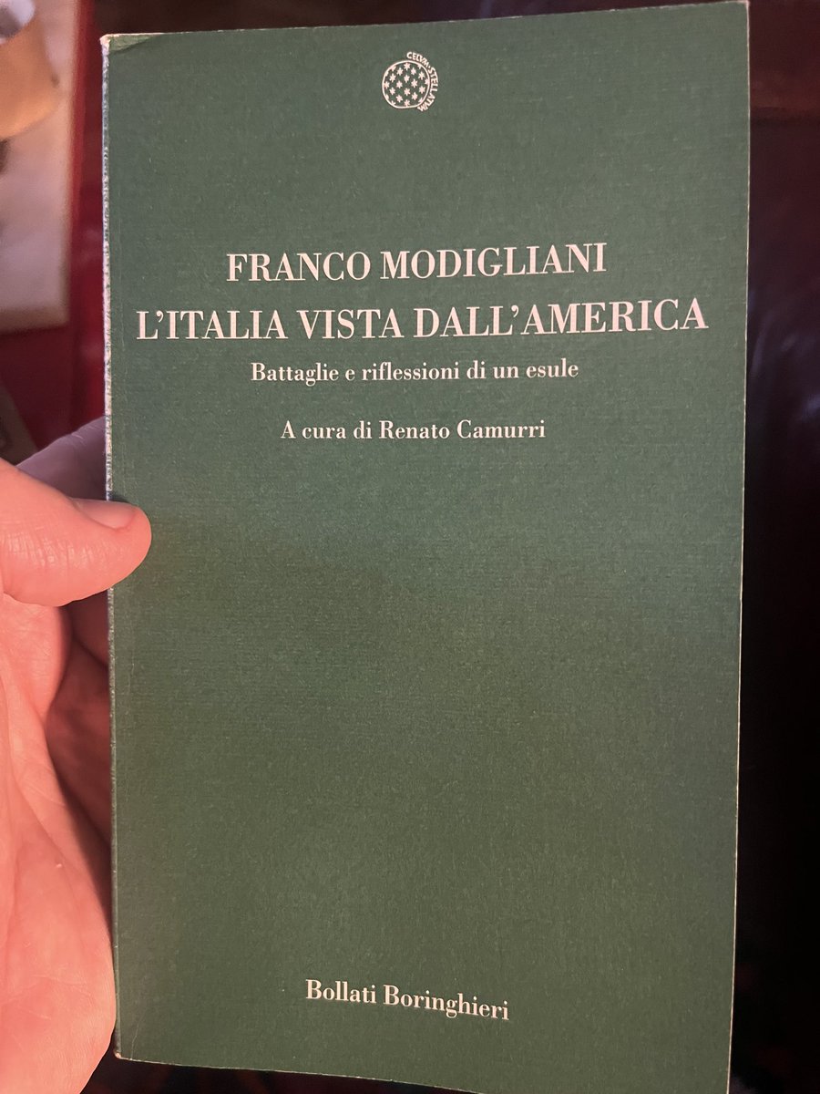 AndreaBitetto's tweet image. E la sinistra e’ riuscita persino a ripudiare Franco Modigliani. Per completare la bancarotta hanno nominato la curatrice fallimentare (Elly Schlein) che ha incaricato l’avvocato del popolo di trattare coi creditori.