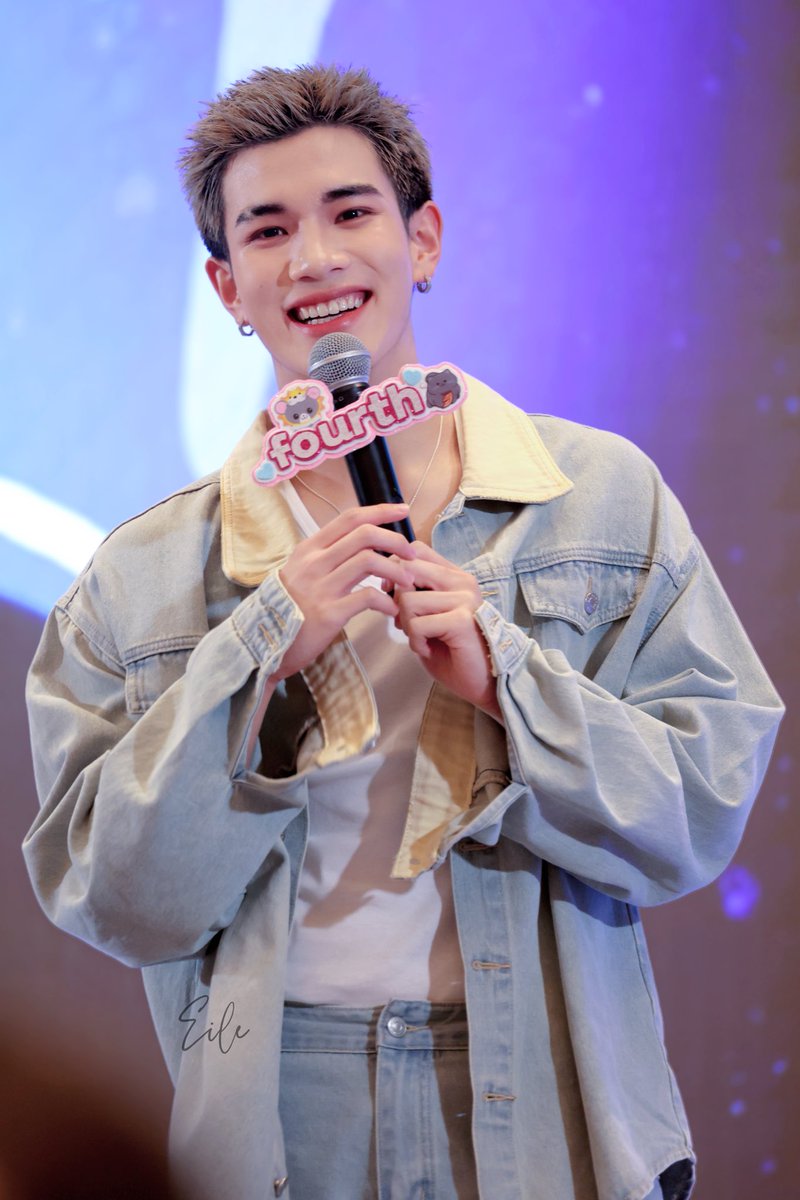 eilezheng's tweet image. 250726 ❤️❤️
#Fourth1stFMinShanghai
@tawattannn
#Fourthnattawat
#โฟร์ทณัฐวรรธน์