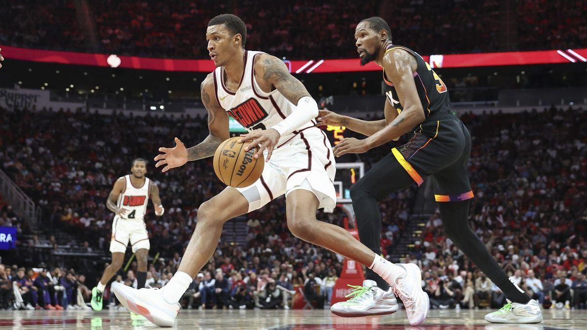 TheRocketsWire's tweet image. As Houston teammates, Jabari Smith Jr. wants to learn from Kevin Durant rocketswire.usatoday.com/story/sports/n…