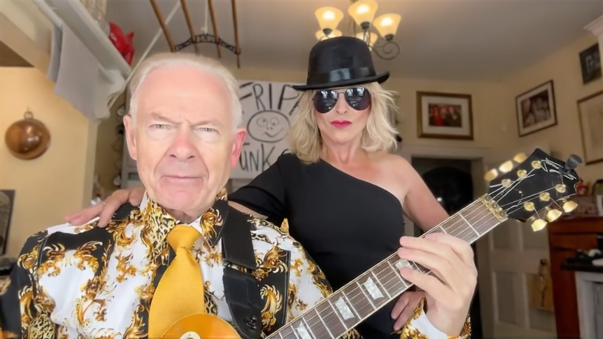 frippofficial's tweet image. Toyah & Robert's latest Upbeat Moments & brand new Sunday Lunch! -> dgmlive.com/news/toyah-and…