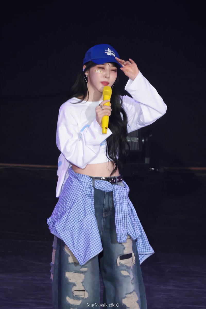 maymoonstudio's tweet image. 250726 문별 팬콘 [sea;nema] in 가오슝 

Shu⋯Shutdown?! 또??

#마마무 #문별 #MoonByul
#MoonByul_FanConcert #seanema
#MoonByul_seanema_in_KAOHSIUNG