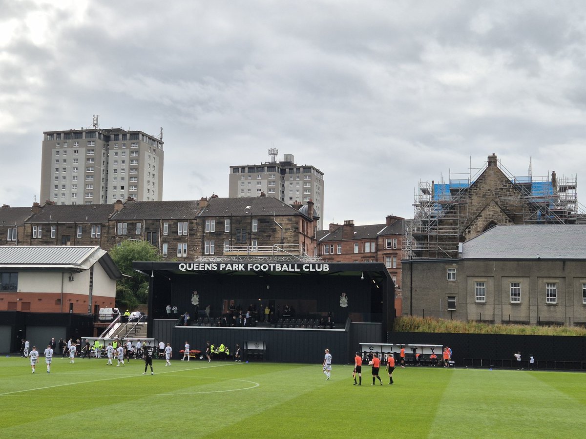 RodneyFarmer's tweet image. Half time at the "Are You Not Entertained?" Arena 1-1. Decent game.