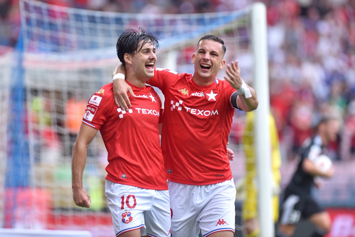 Transfery_'s tweet image. 🚨 🇵🇱 Wisła Kraków demoluje ŁKS w drugiej kolejce 1. Ligi i po dwóch meczach ma komplet punktów!
1⃣. Stal 0:4 Wisła
2⃣. Wisła 5:0 ŁKS
To wreszcie ten sezon?