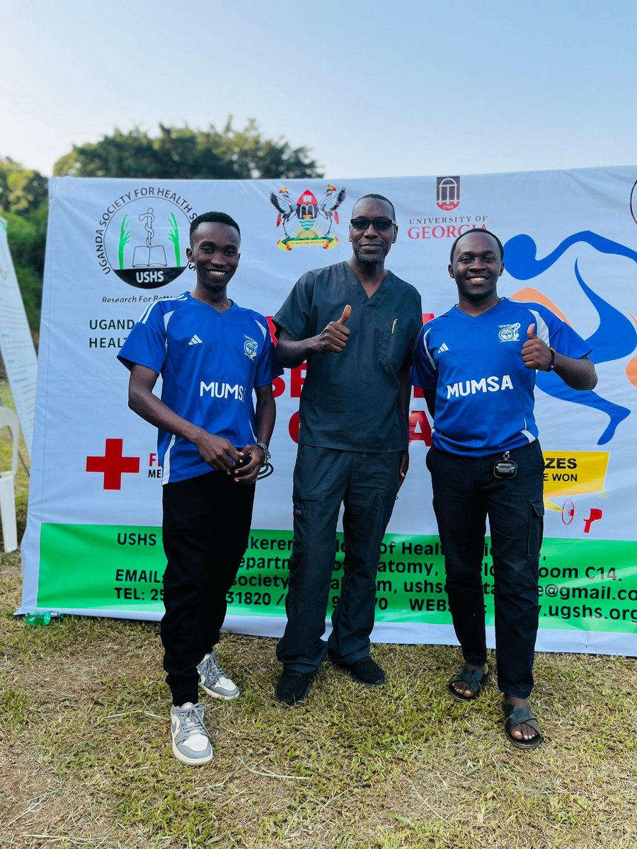 rkalyes1's tweet image. π₯ Hanging out with the big shots of @Makerere_Medics
@MMuruhuura & @eddympuuga
@UgSocScientists Sports Gala